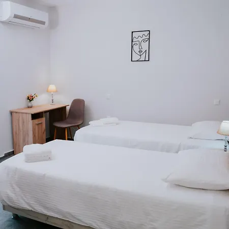 Pamvotis Urban Suites Ioannina Exterior photo