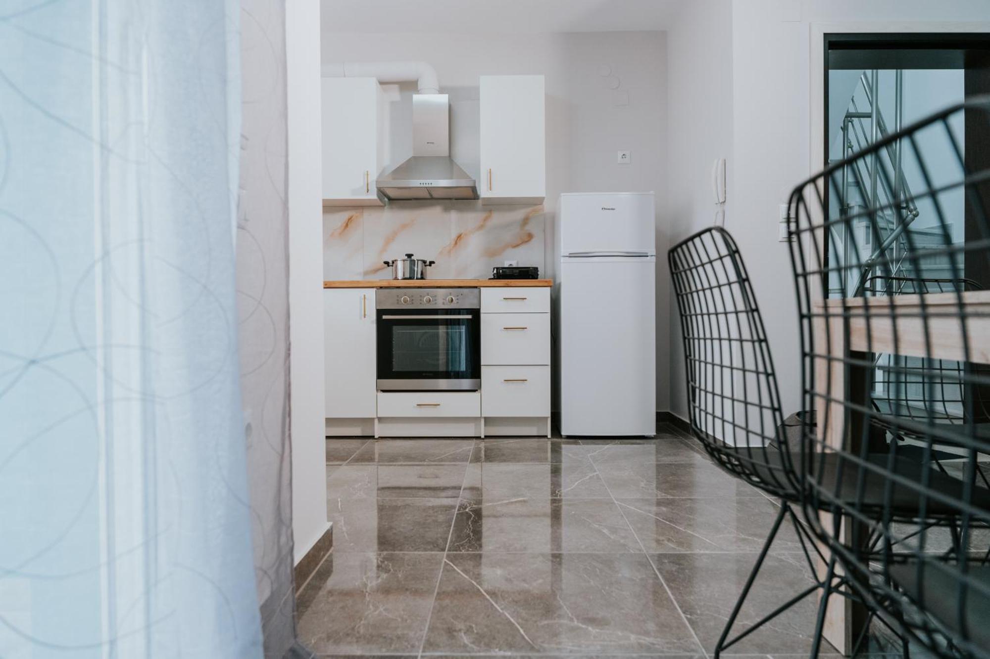 Pamvotis Urban Apartment Ioannina